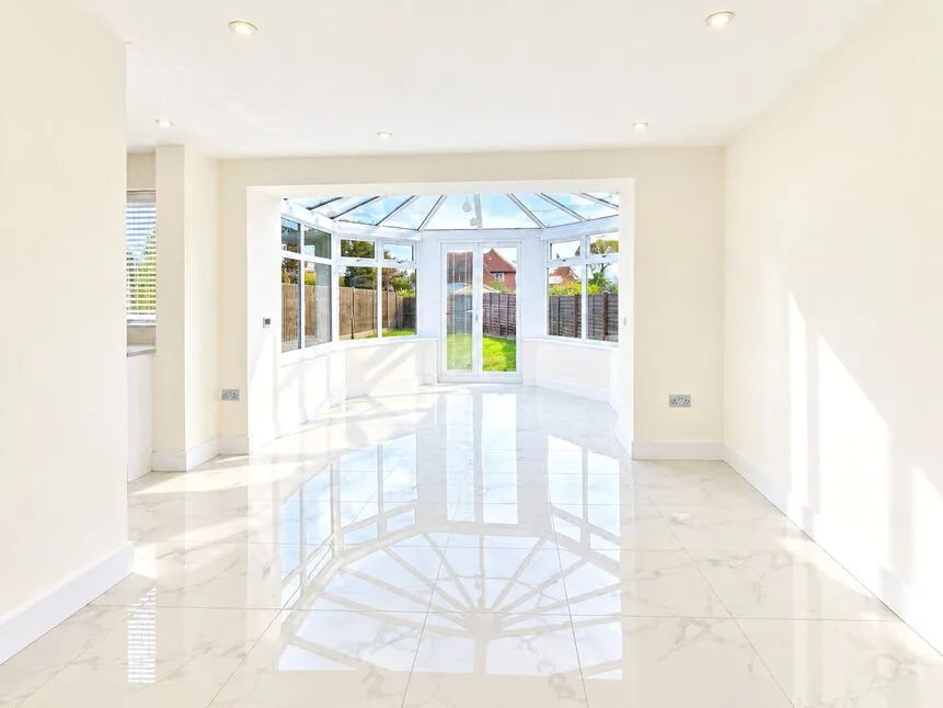 Langbrook Road, London, SE3, photo 2