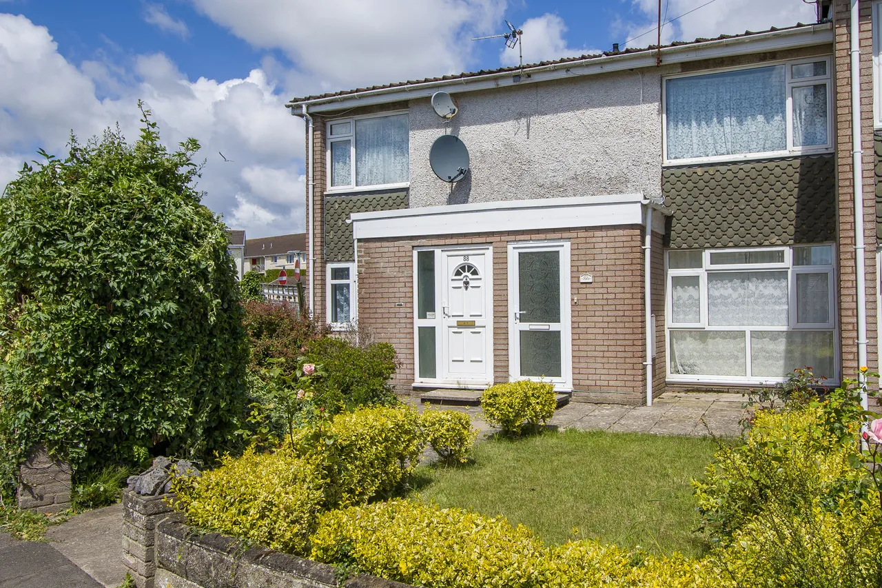 2 bed flat for sale, Db