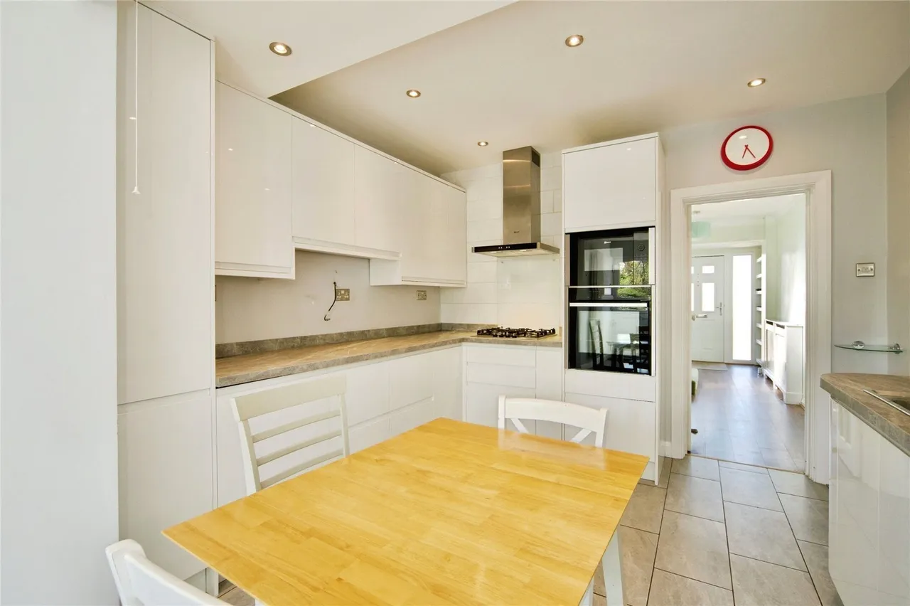 Rise Park Boulevard, Romford, RM1, photo 9