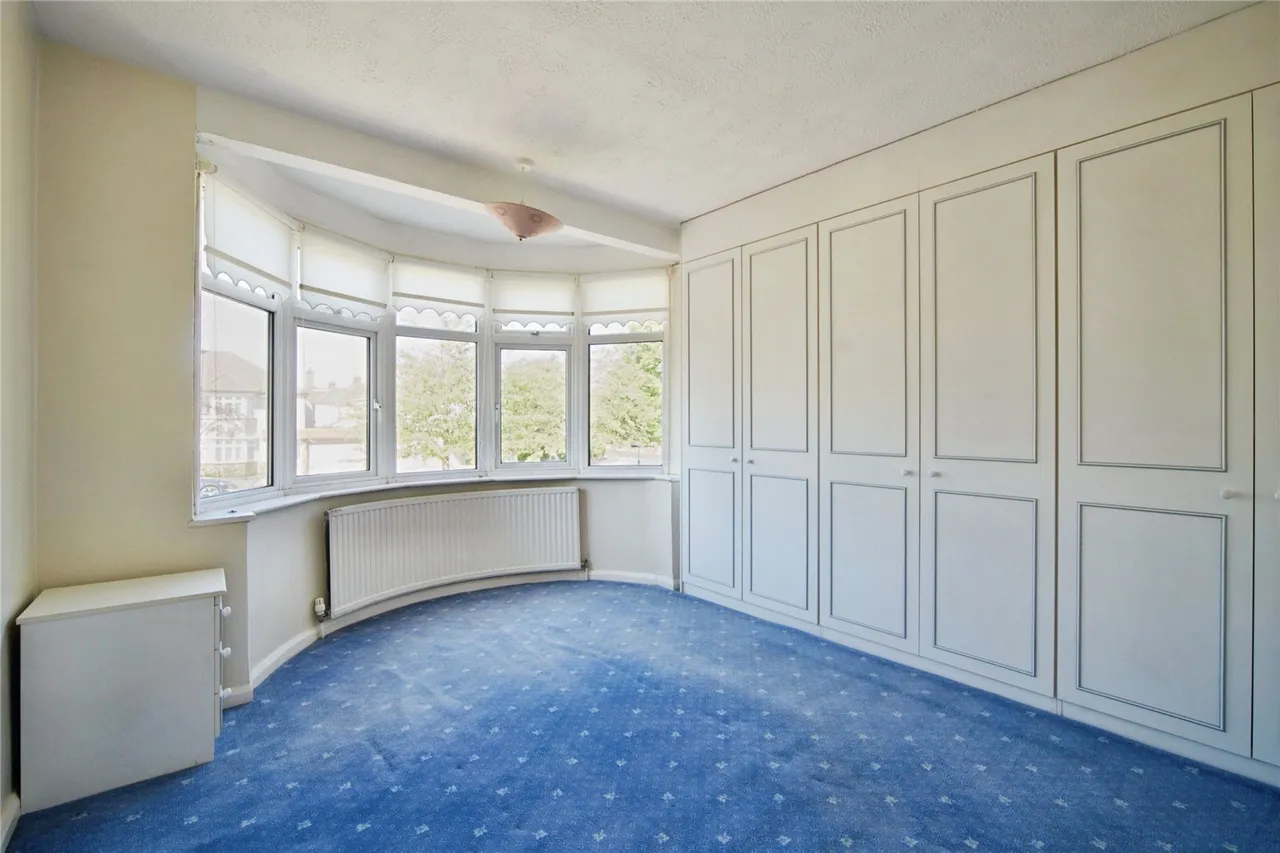 Rise Park Boulevard, Romford, RM1, photo 14