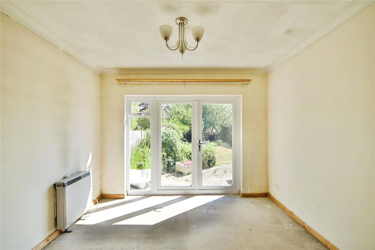 Rise Park Boulevard, Romford, RM1, photo 12