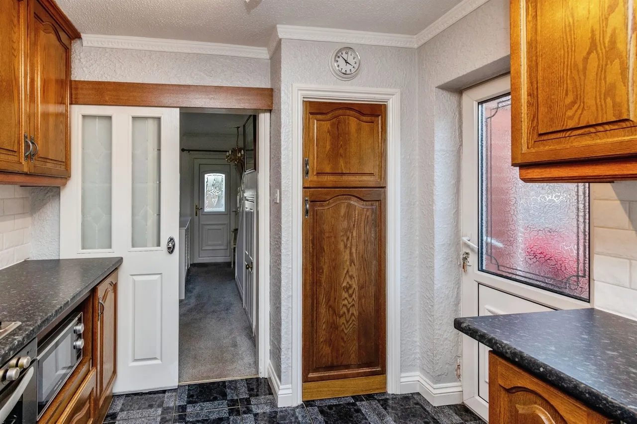 Leveson Avenue, Walsall, WS6, photo 6
