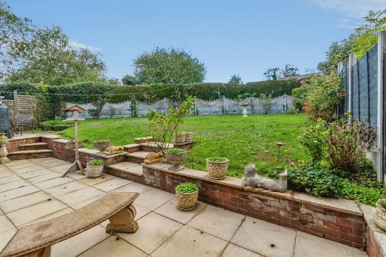 Leveson Avenue, Walsall, WS6, photo 17