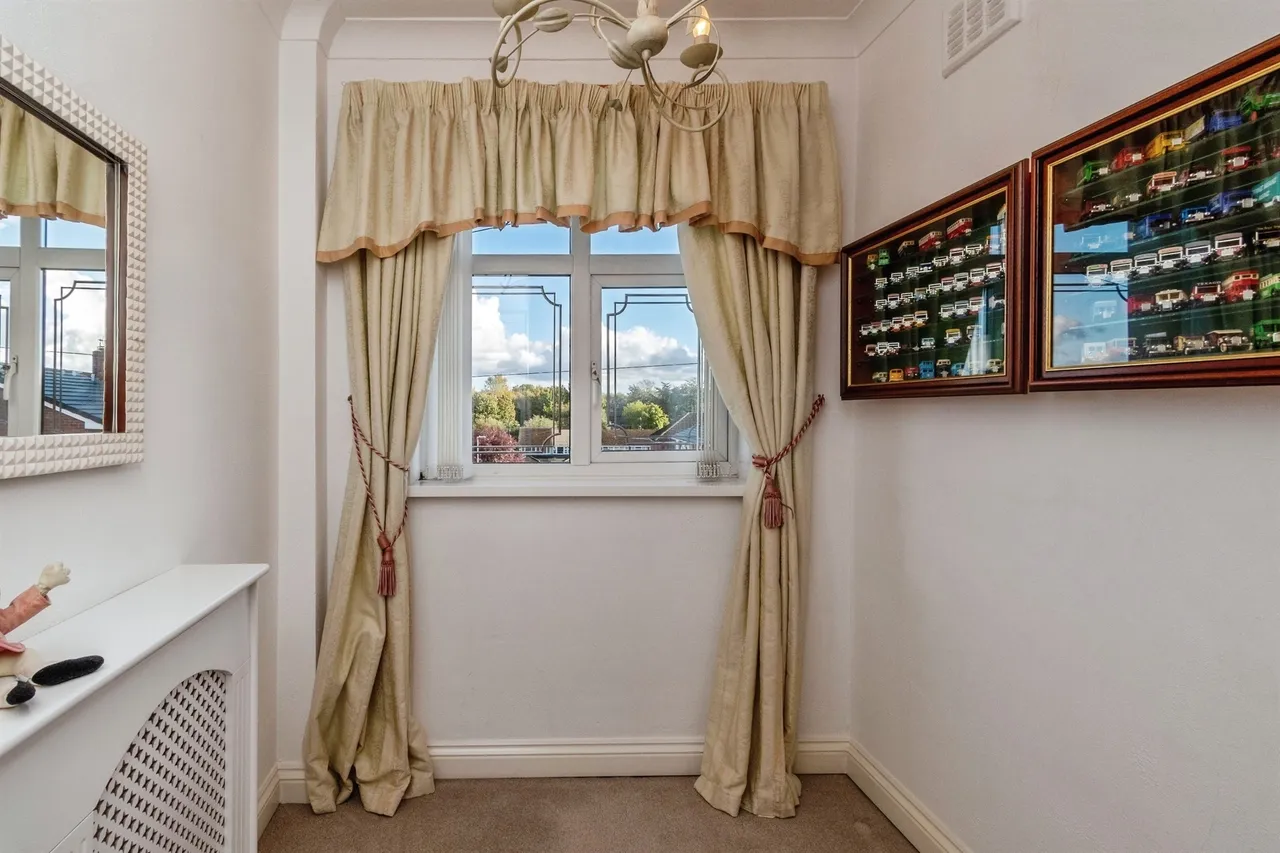 Leveson Avenue, Walsall, WS6, photo 12