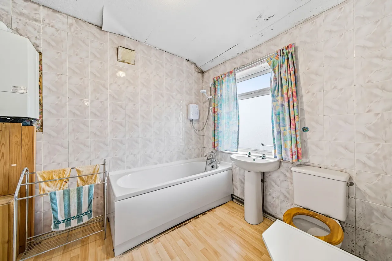 Atherton Road, Hindley Green, Wigan, Wigan, WN2 4TB, photo 10