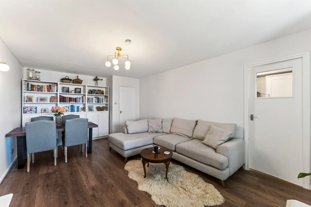 Gresham Way, London, SW19, photo 4