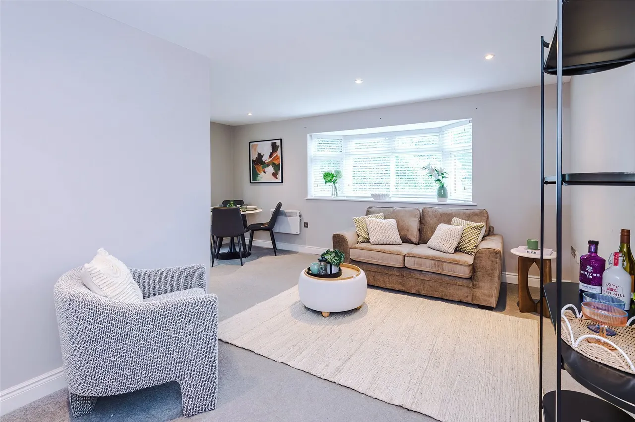 Buxton Road West, Disley, Stockport, Cheshire, SK12, photo 4