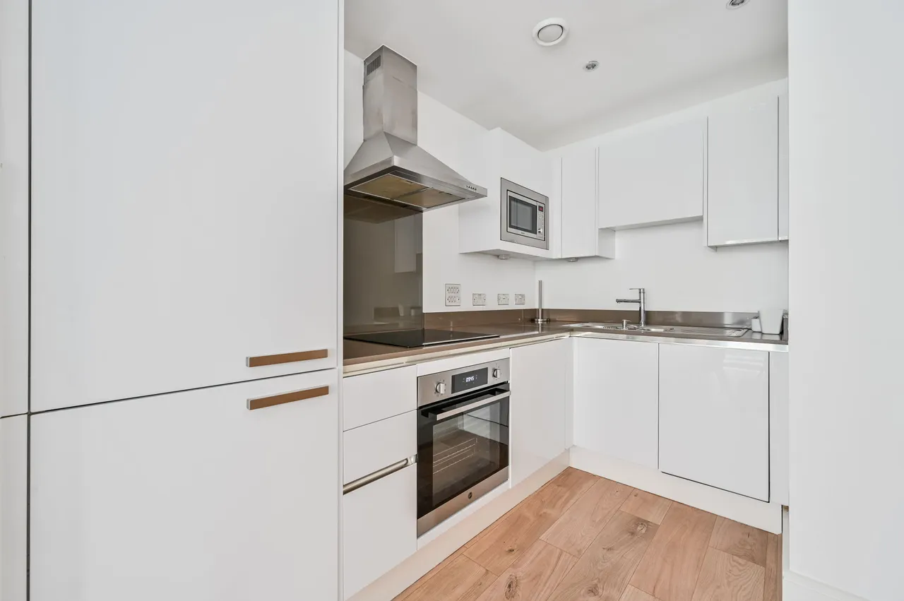 10 Empire Reach, 4 Dowells Street, London, photo 5