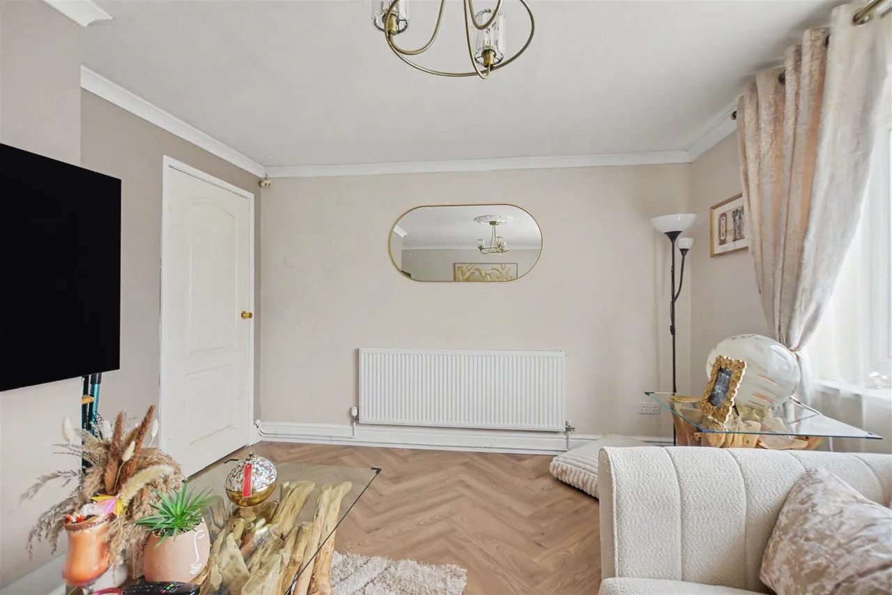Kenilworth Drive, Kirk Hallam, DE7, photo 5