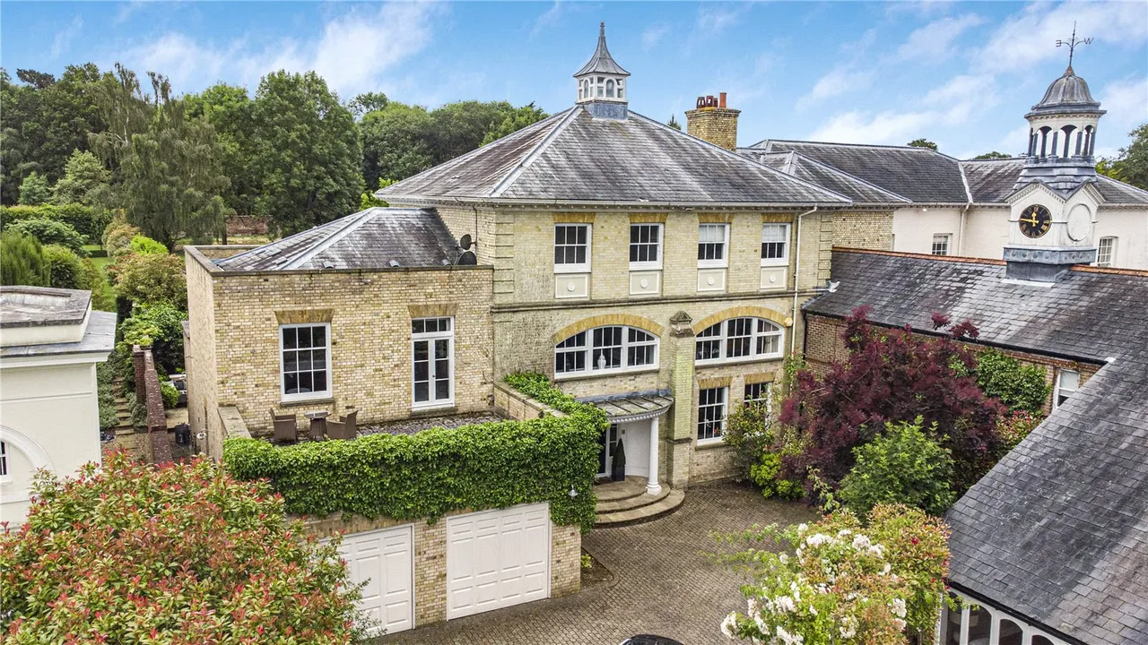 6 bed house for sale — Northaw Place, Coopers Lane, Northaw, Hertfordshire, EN6 4NQ