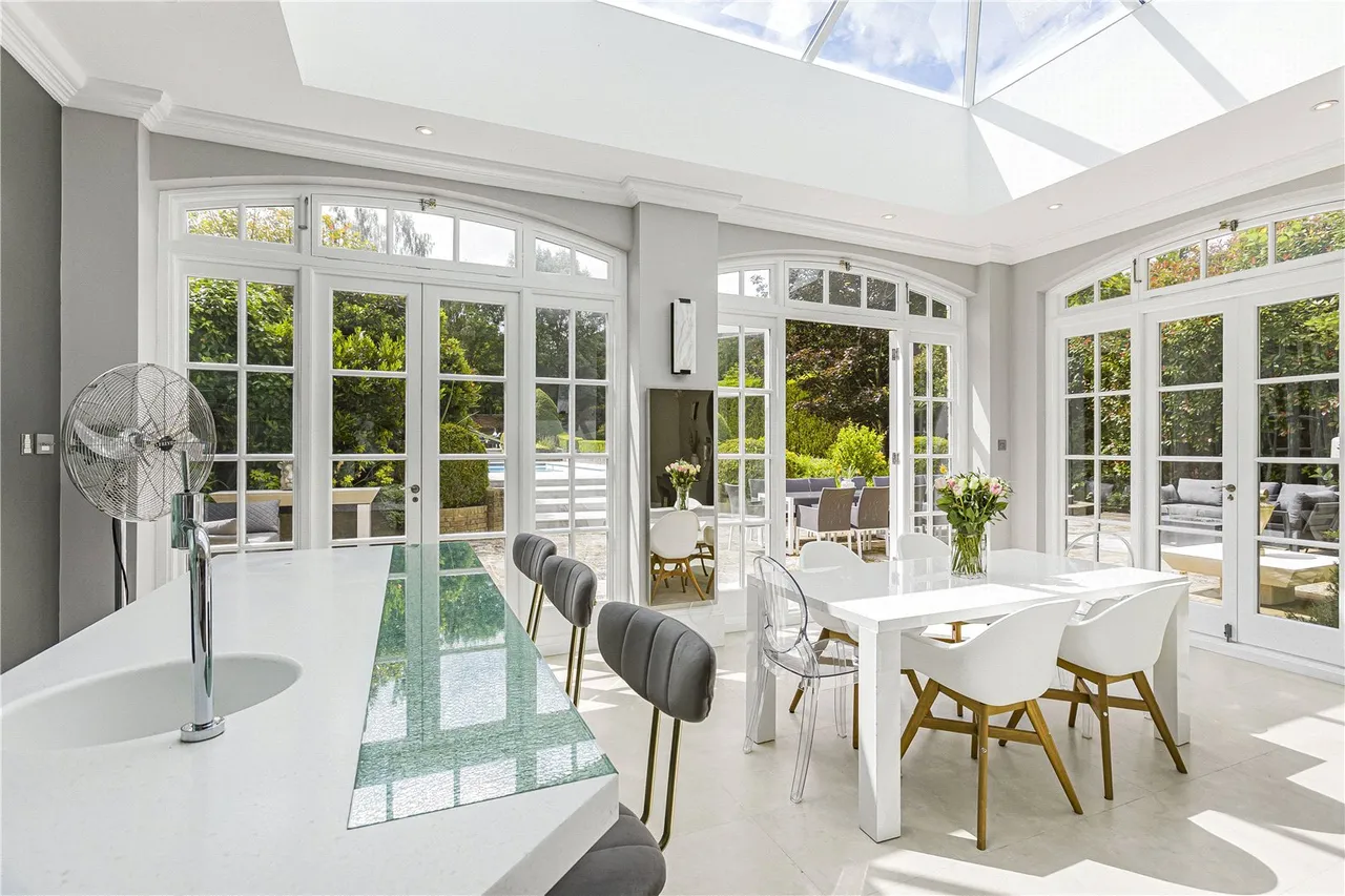Northaw Place, Coopers Lane, Northaw, Hertfordshire, EN6 4NQ, photo 10