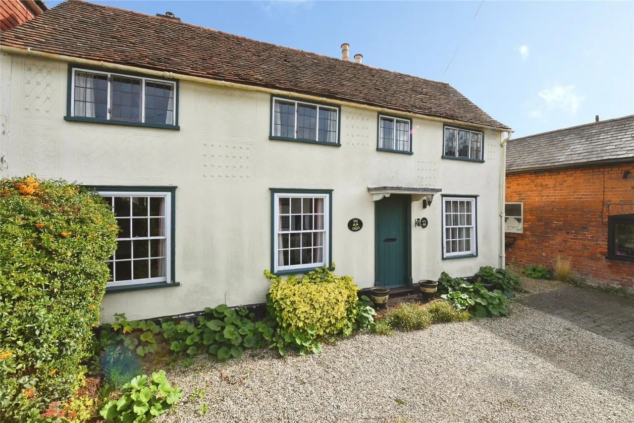 High Street, Ongar, CM5, photo 2