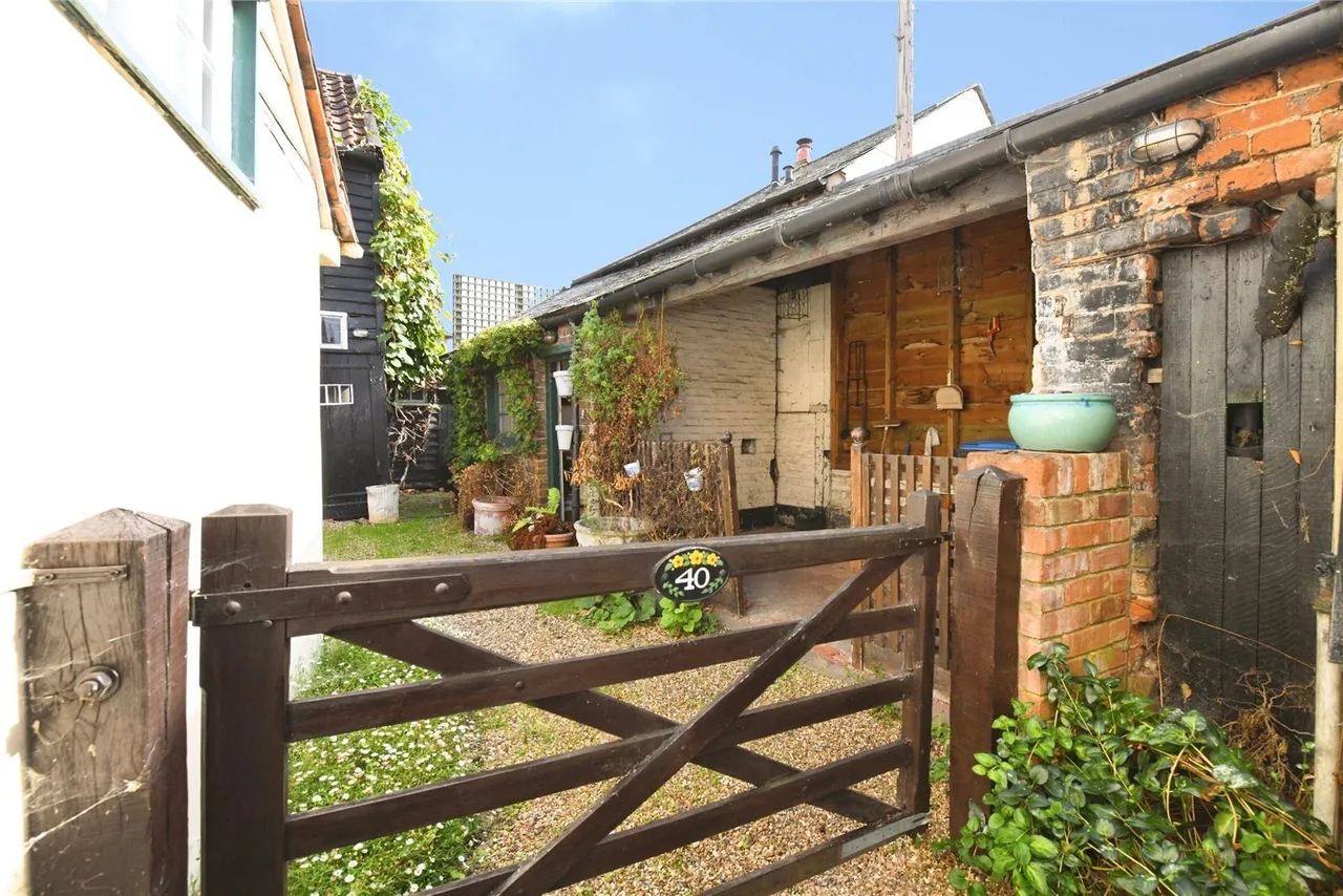 High Street, Ongar, CM5, photo 17