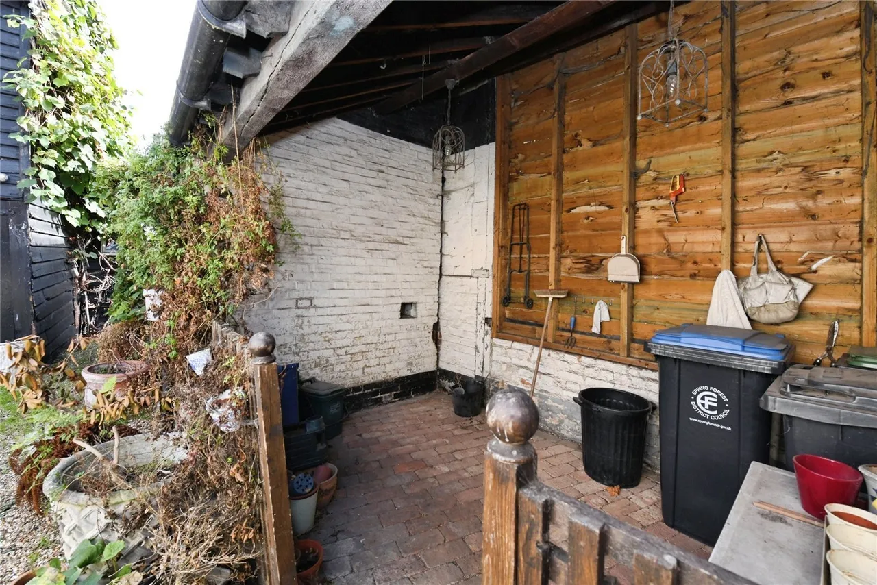 High Street, Ongar, CM5, photo 18