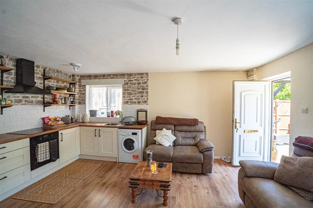 Pinders Road, Hastings, photo 11