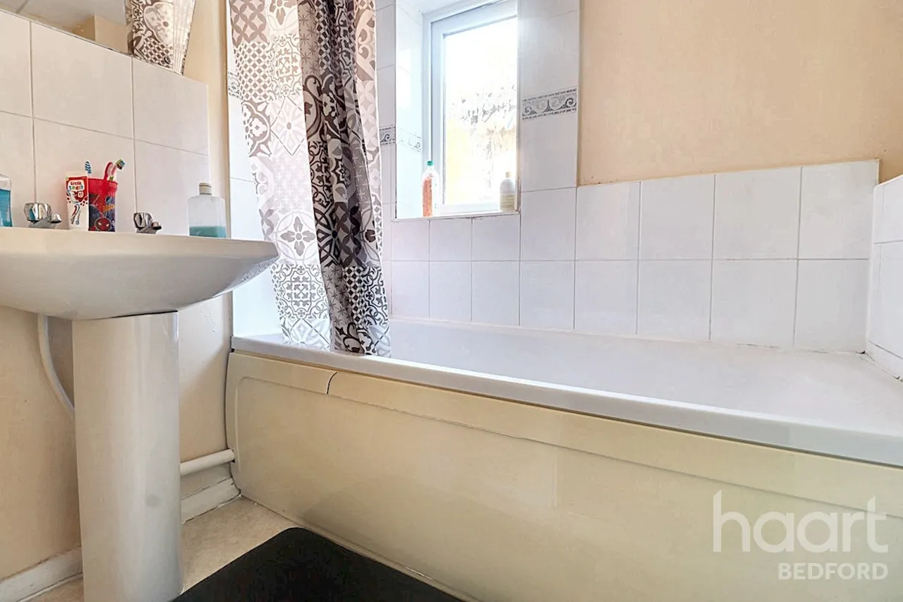 Hurst Grove, Bedford, MK40, photo 11