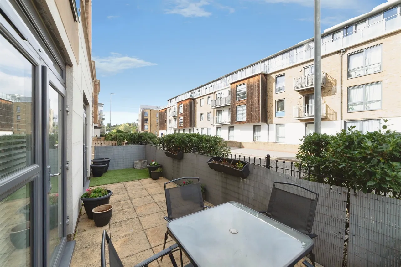 Mead Lane, Hertford, SG13, photo 5
