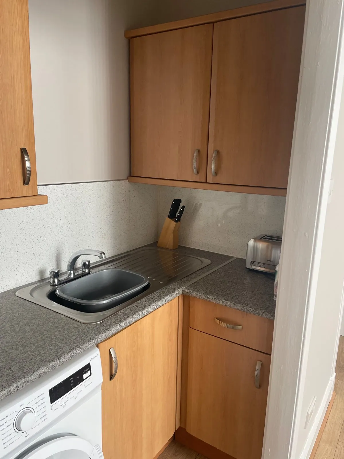 Victoria Road, Torry, AB11, photo 8