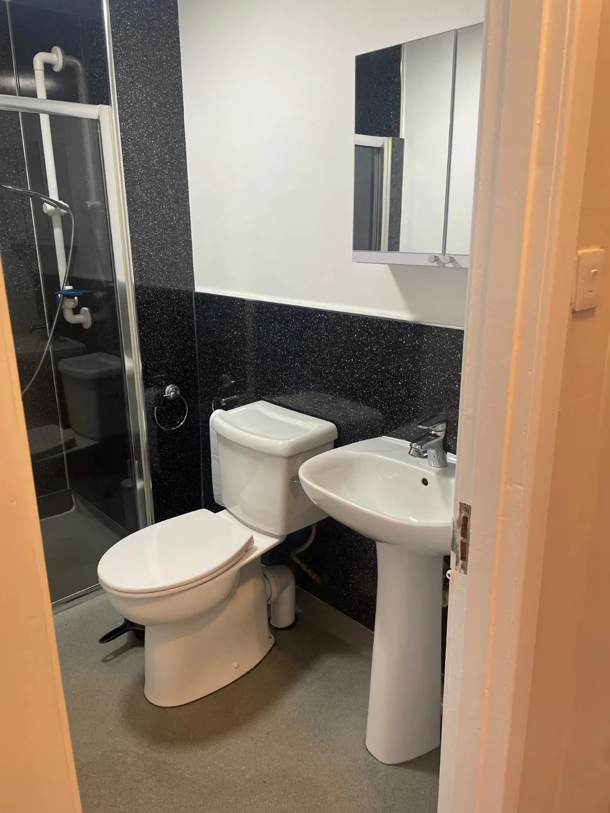 Victoria Road, Torry, AB11, photo 13