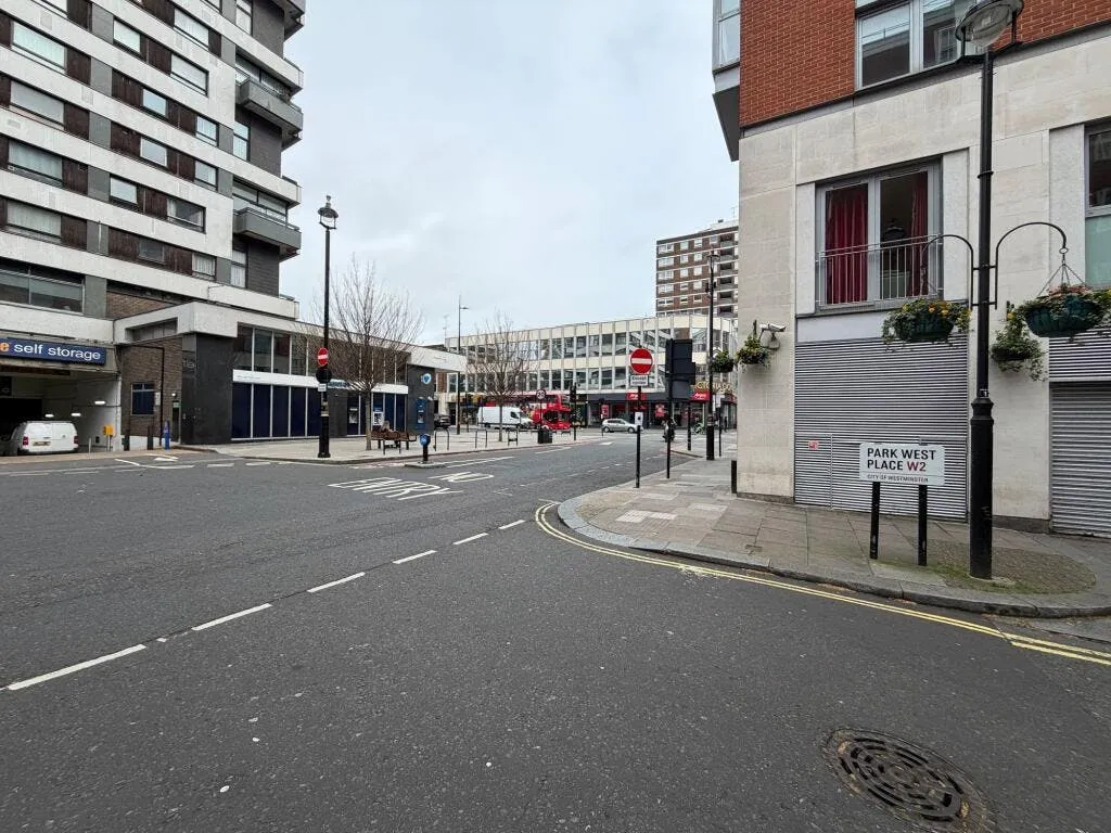 Edgware Road, Park West Edgware Road, W2, photo 8