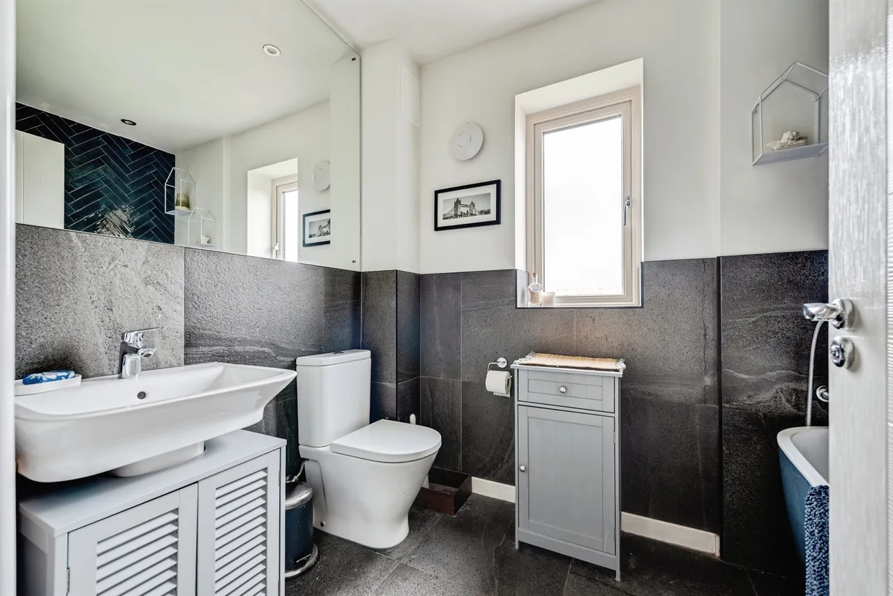 Hurricane Close, Witney, OX29, photo 20