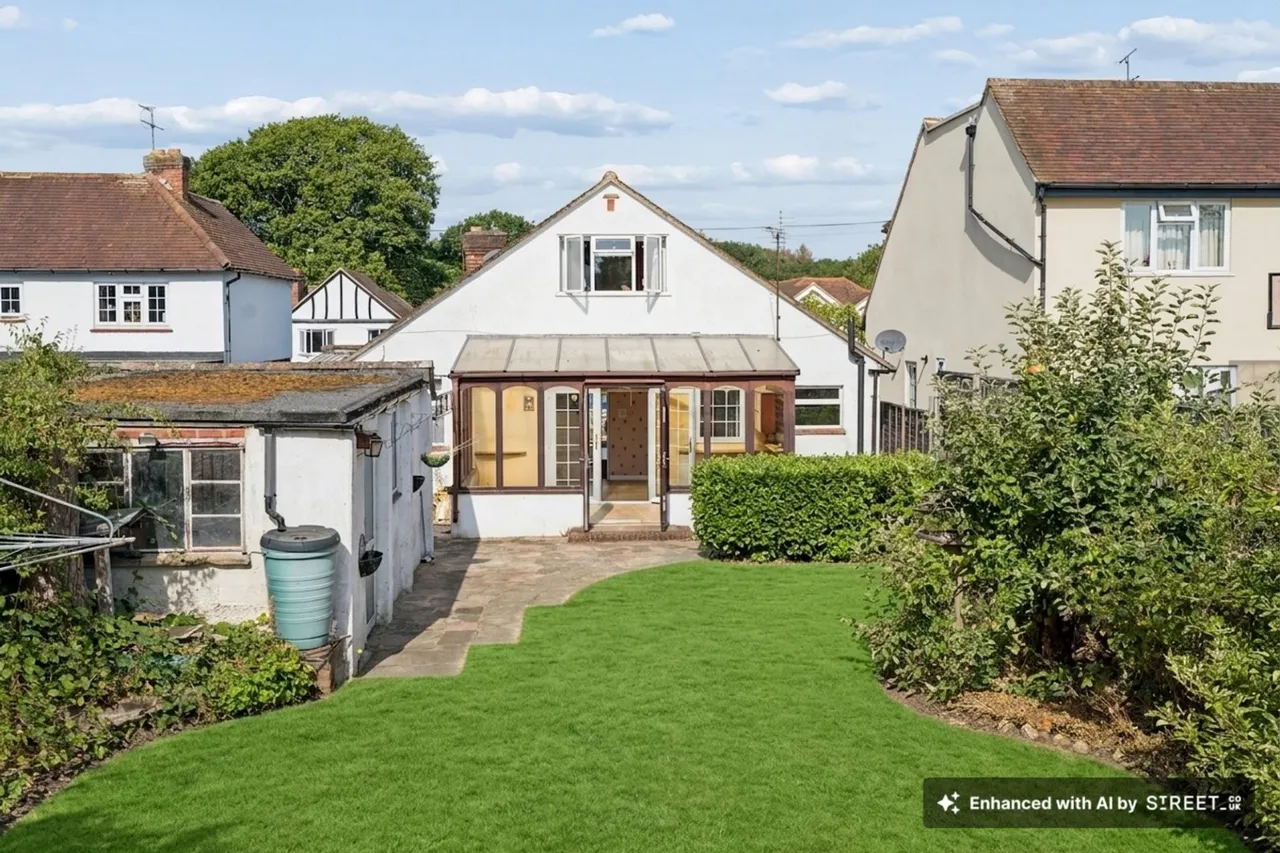 Highlands Road, Seer Green, HP9, photo 20