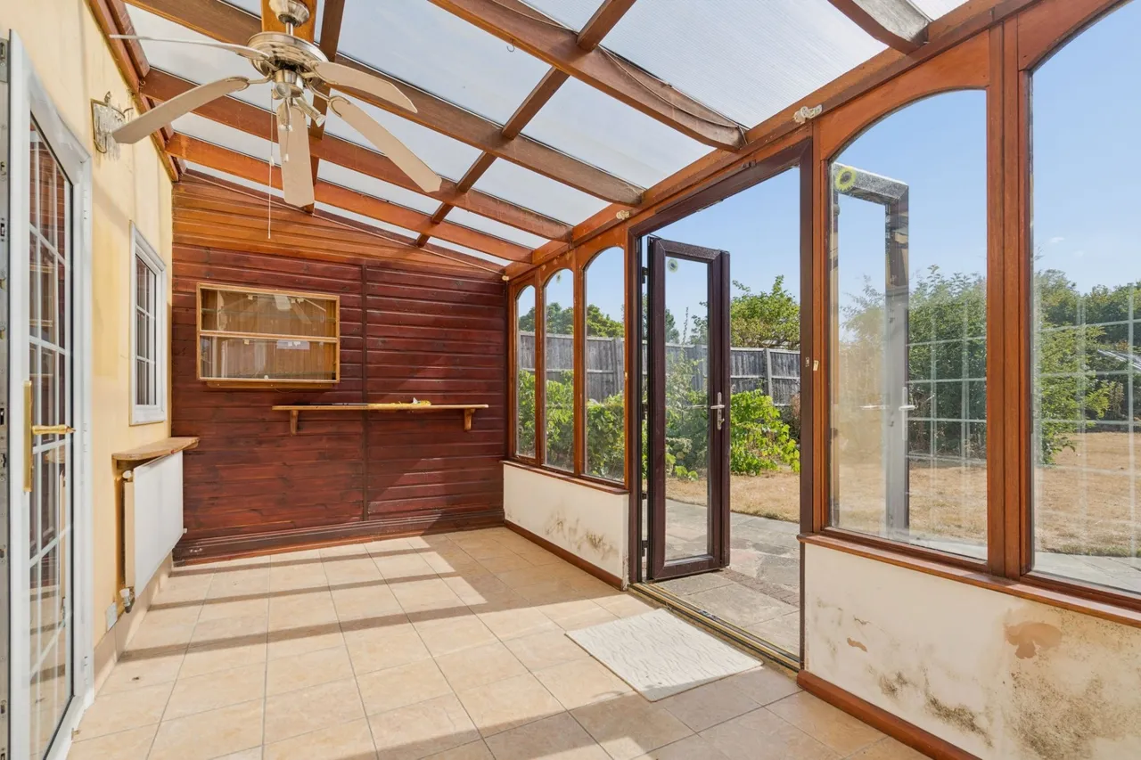 Highlands Road, Seer Green, HP9, photo 17