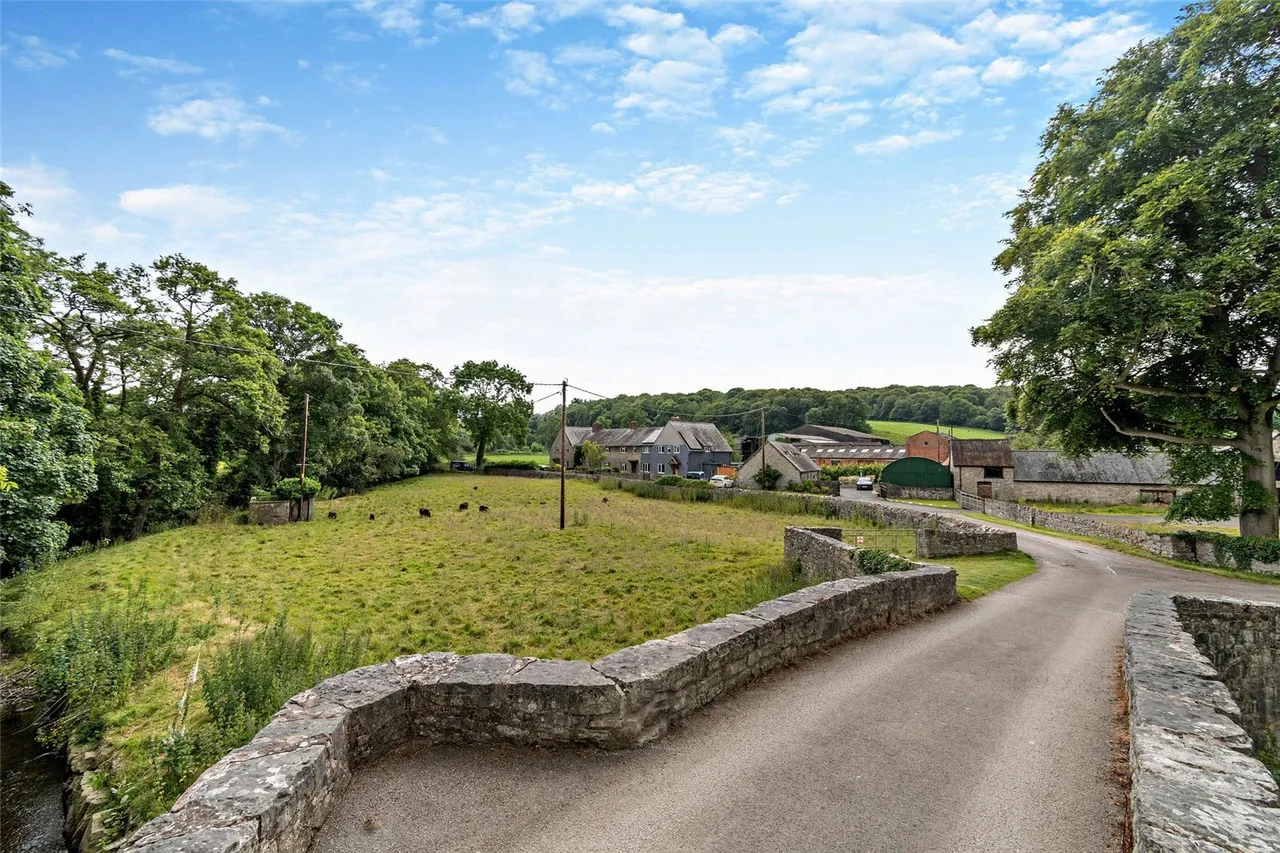 Cwrt Arthur, Rhewl, LL15, photo 56