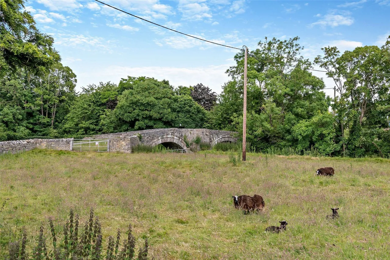 Cwrt Arthur, Rhewl, LL15, photo 58