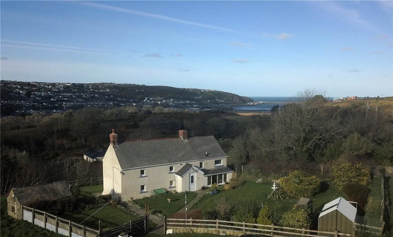 Maesgwynne Road, Fishguard, SA65, photo 10