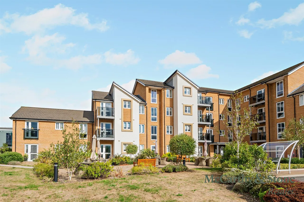 Kempley Close, Hampton Centre, PE7, photo 17