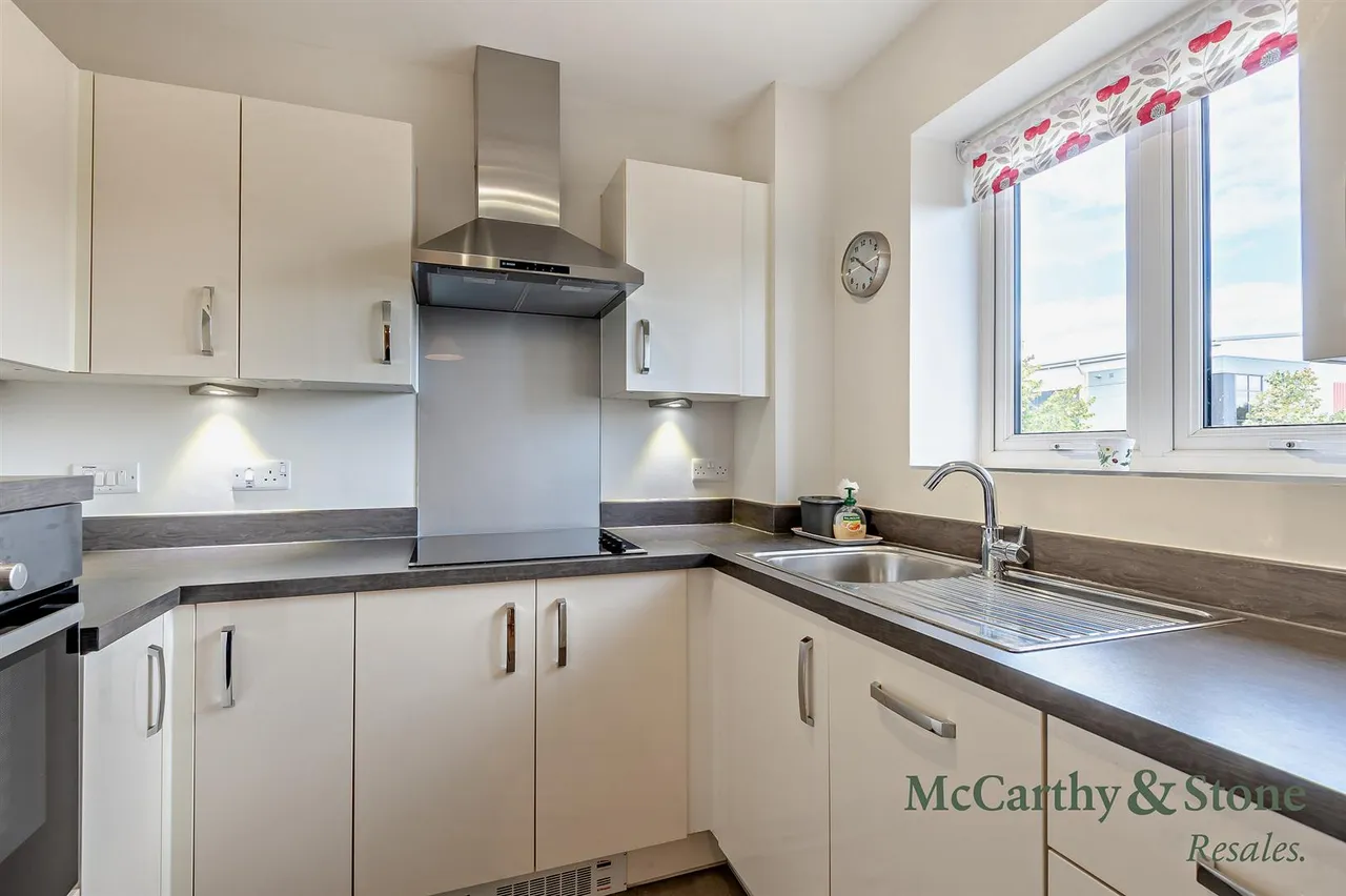 Kempley Close, Hampton Centre, PE7, photo 7