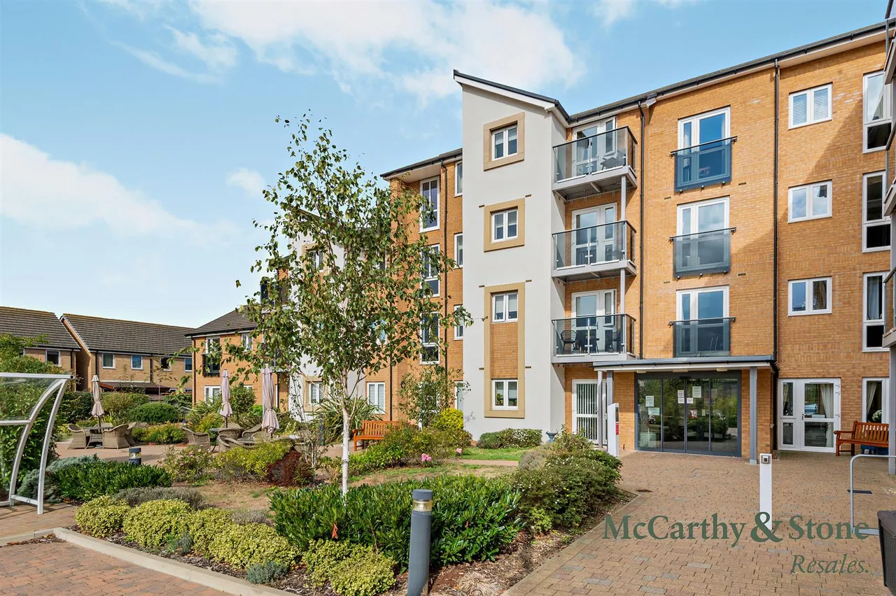 Kempley Close, Hampton Centre, PE7, photo 18