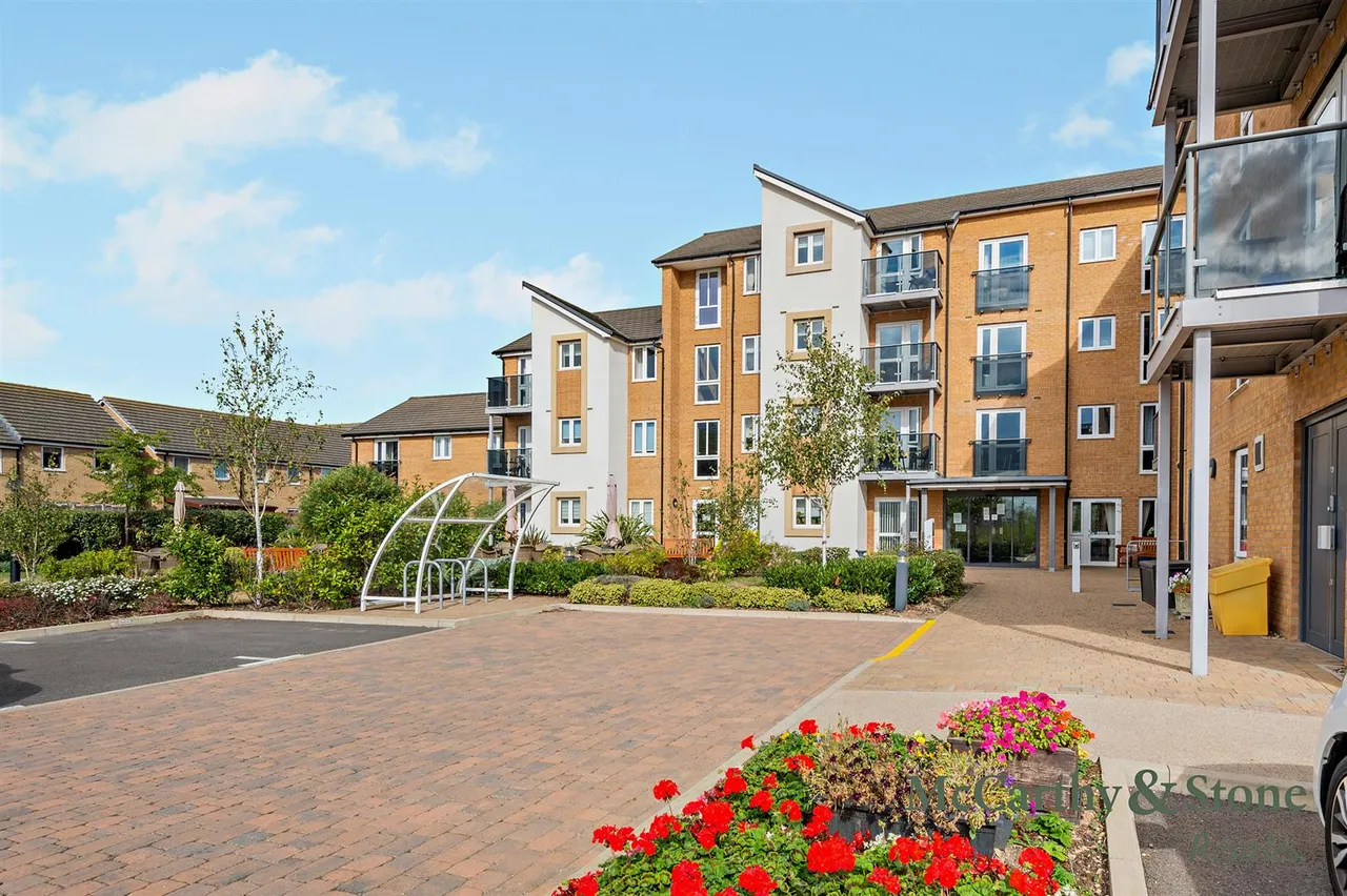 Kempley Close, Hampton Centre, PE7, photo 19