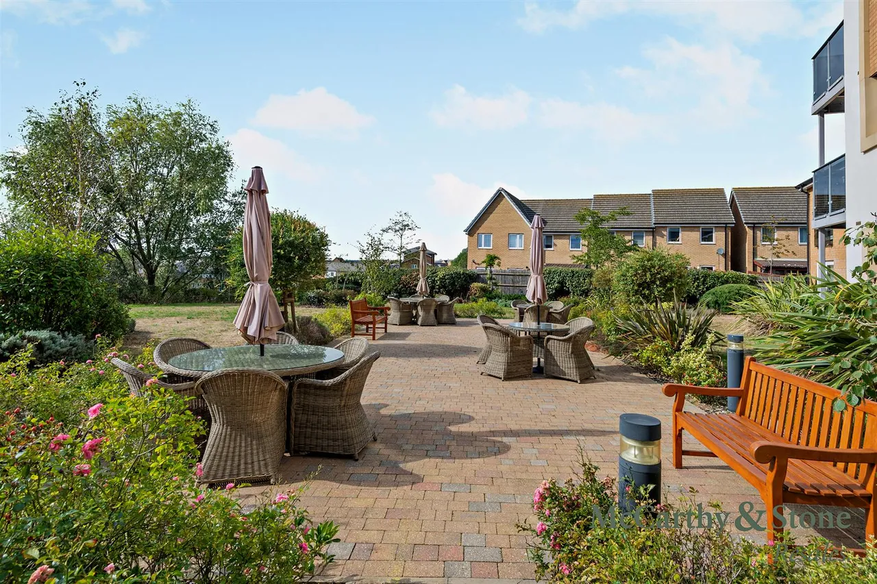 Kempley Close, Hampton Centre, PE7, photo 16