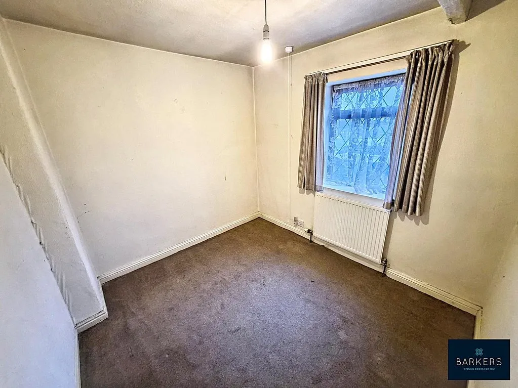 Moor Lane, Birkenshaw BD11 2HJ, photo 11