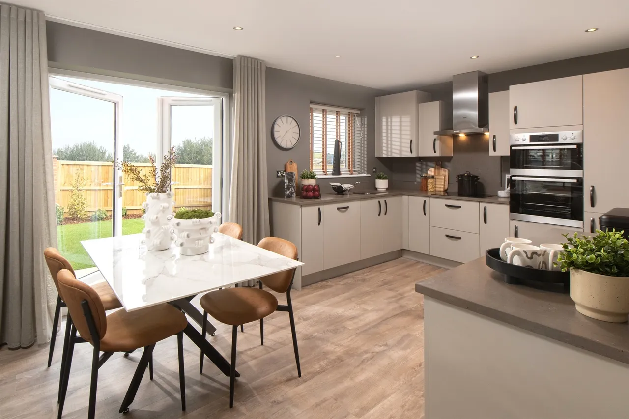 3 bed house for sale — The Pastures, Off Otley Road, Harrogate