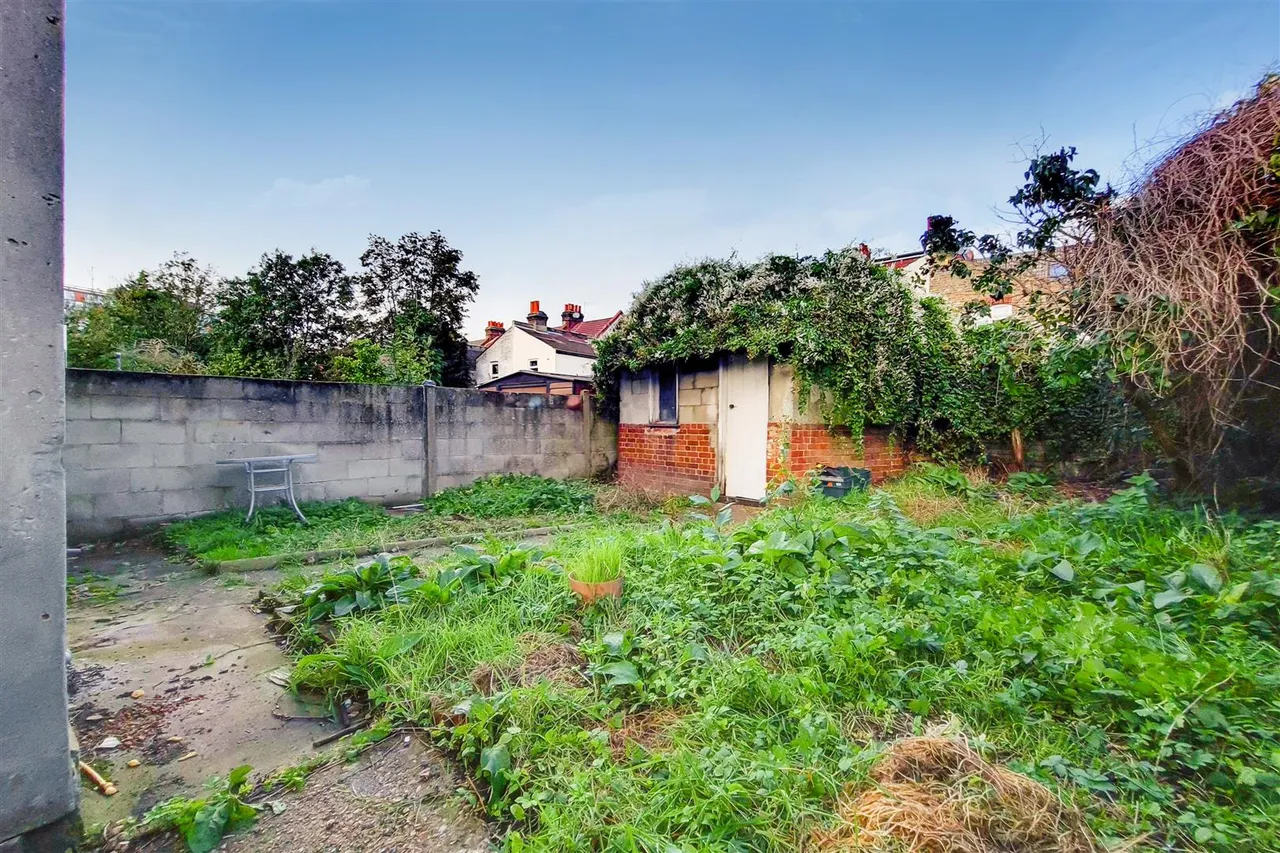 Constance Road, Croydon, photo 13