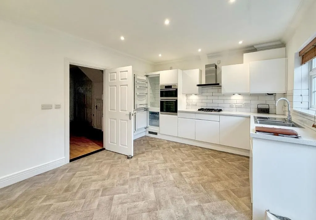 Tower Place, Warlingham, photo 4