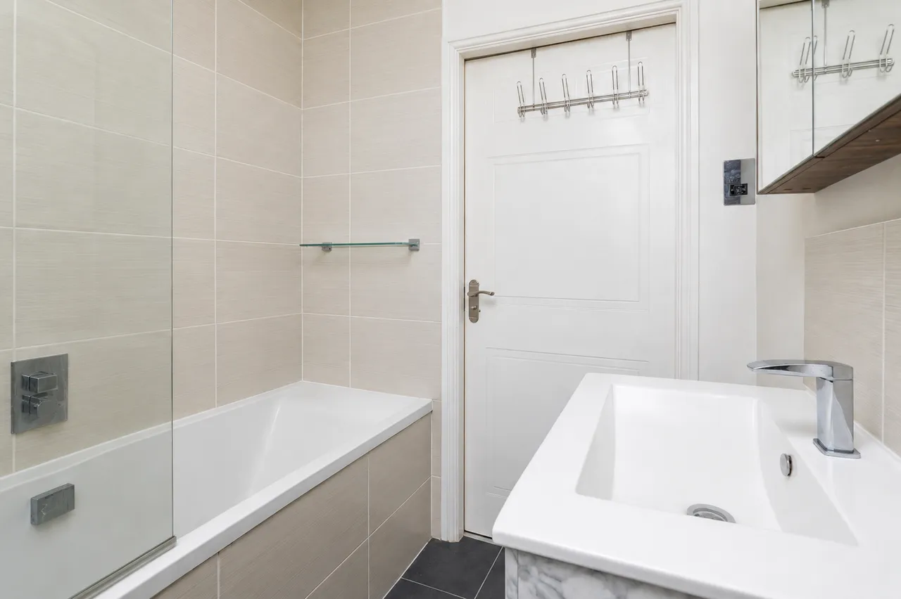 Greendale Drive, Radcliffe, Manchester, M26 1UE, photo 12