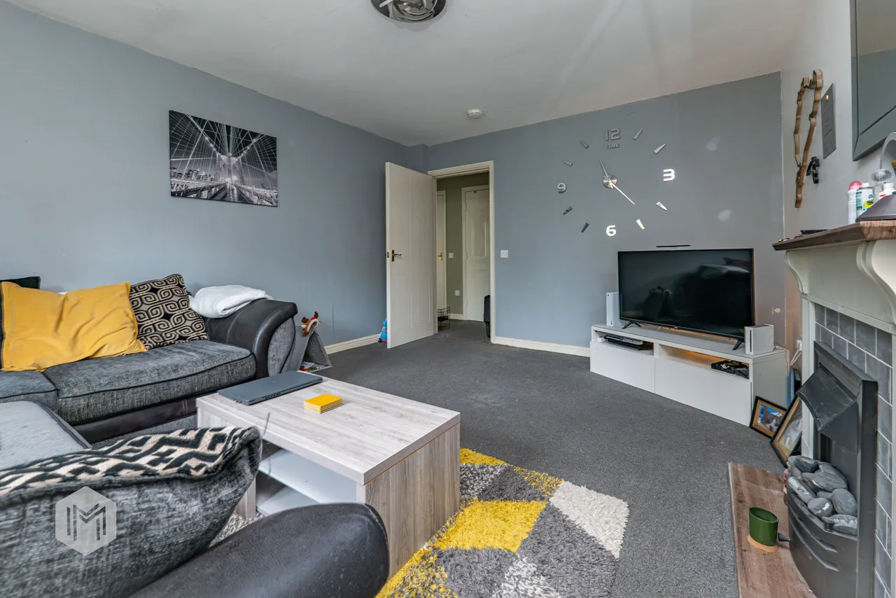 Greendale Drive, Radcliffe, Manchester, M26 1UE, photo 3