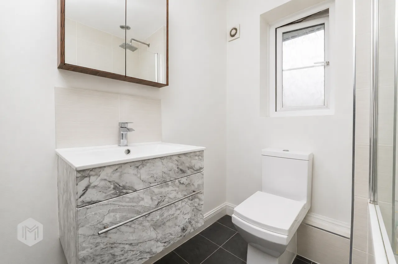 Greendale Drive, Radcliffe, Manchester, M26 1UE, photo 11