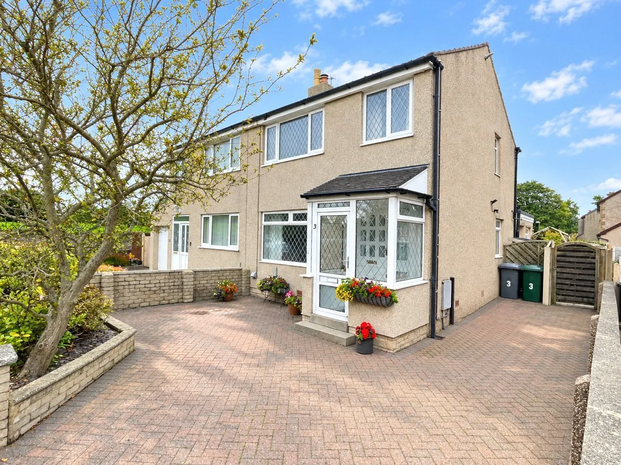 3 bed house for sale, Broadacre, Caton, LA2