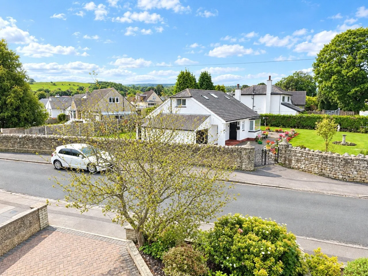 Broadacre, Caton, LA2, photo 2