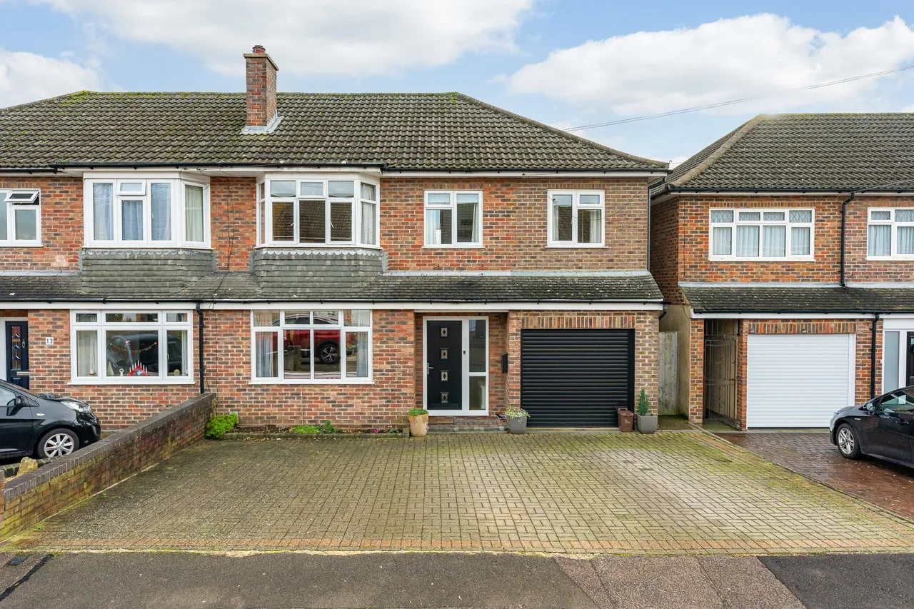 5 bed house for sale, Rushfield Road, Ware, SG12