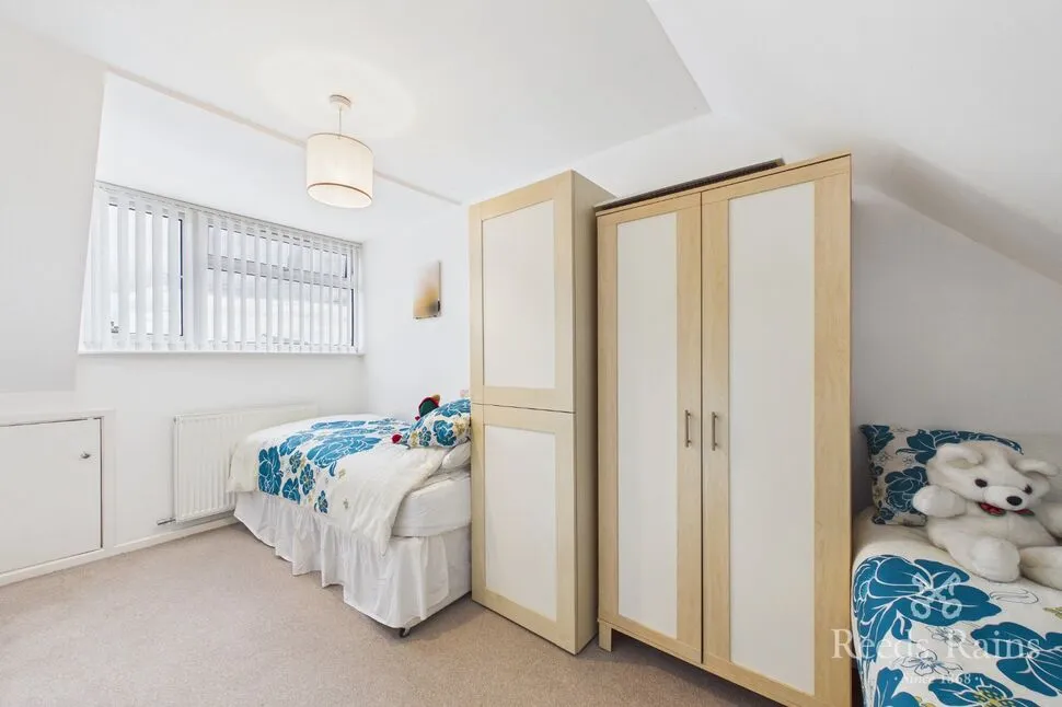 Hawthorne Drive, Sandbach, Cheshire, CW11, photo 5