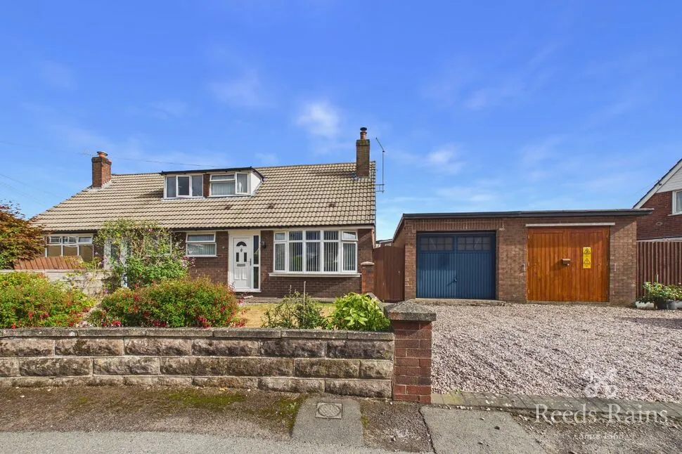 3 bed house for sale — Hawthorne Drive, Sandbach, Cheshire, CW11