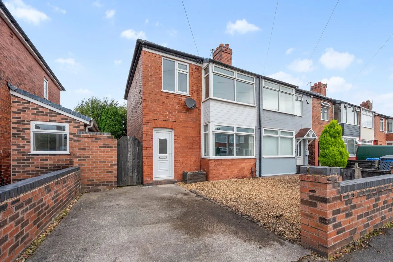 3 bed house to rent — Crosby Avenue, Warrington, Warrington, WA5 0DQ