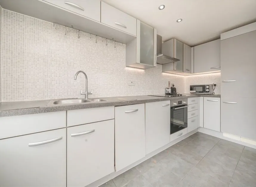 Heathcroft, Ealing, W5, photo 3