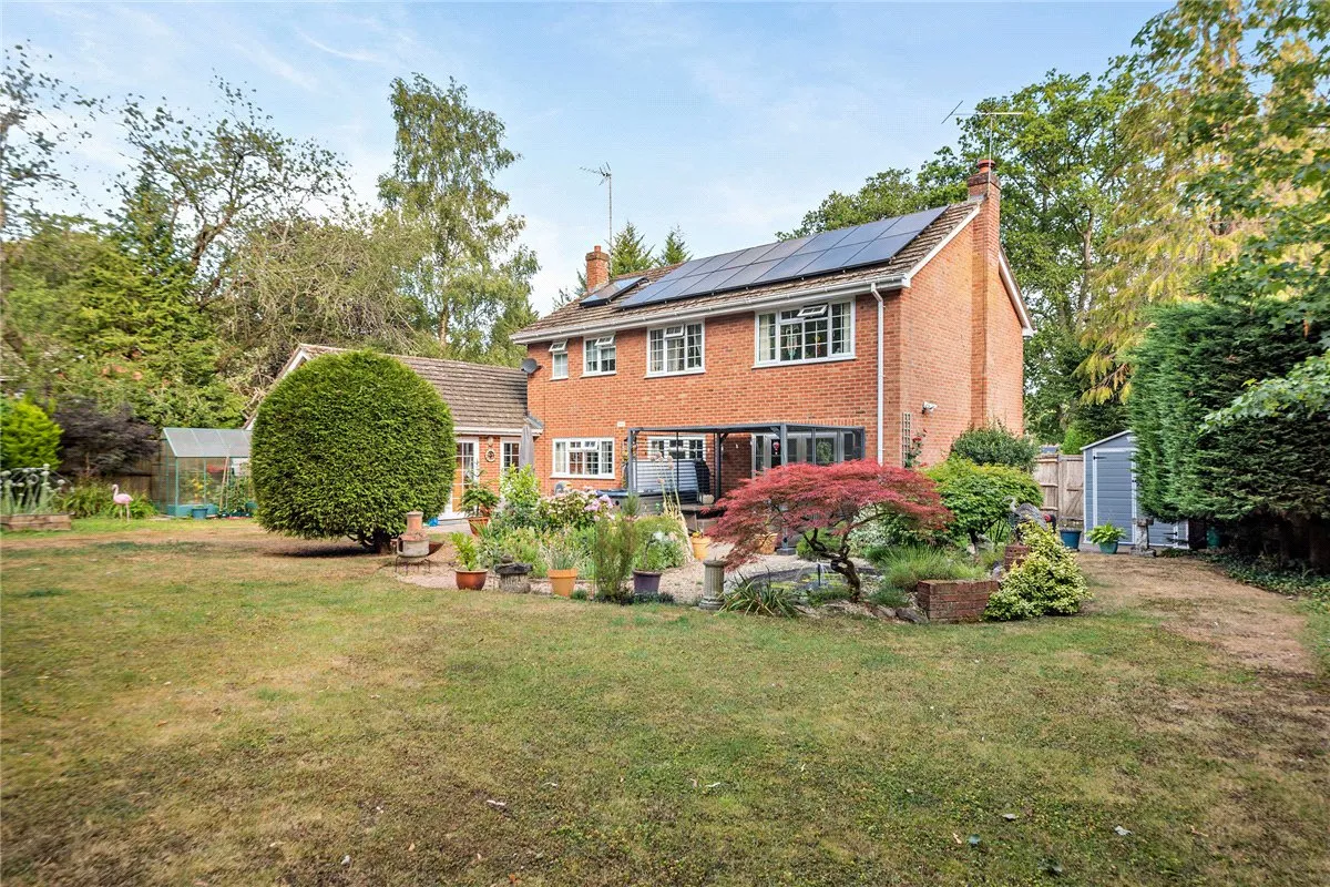 Ashford Hill Road, Headley, RG19, photo 21